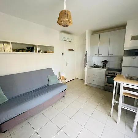 Clim , Wifi, 200 Metres Appartamento